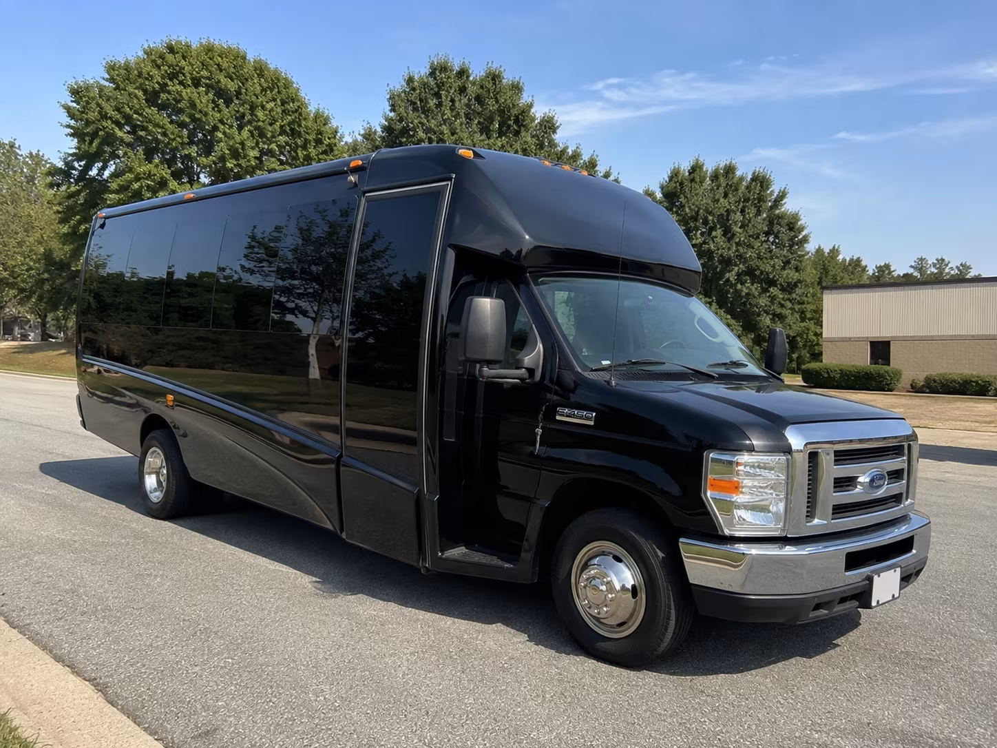 charter buses for newport beach congregation retreats and overnight trips